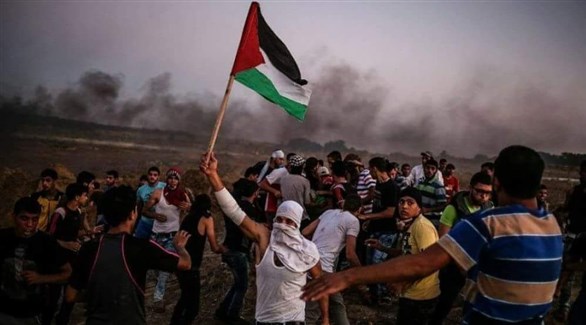 168 إصابة بالرصاص الحي والاختناق على حدود القطاع في جمعة "الشباب الثائر"