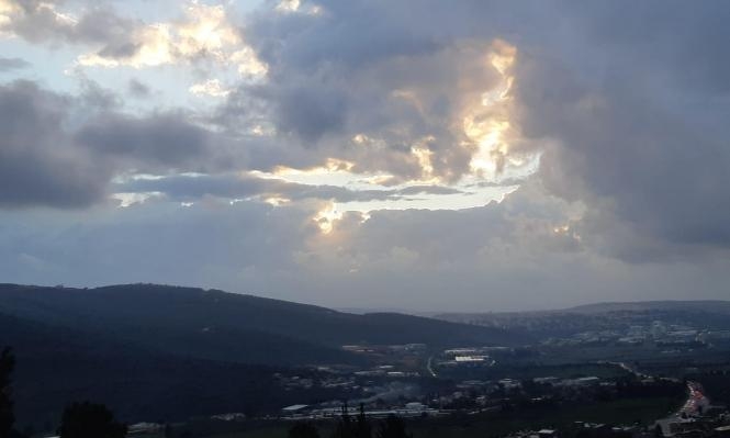 حالة الطقس: غائماً جزئياً وبارداً 