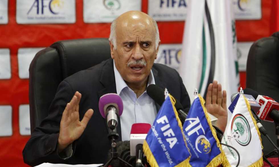 الرجوب: صواريخ حماس تؤذينا أكثر من "إسرائيل" ويجب وضعها "على الطاولة"