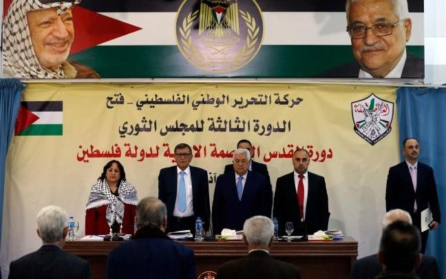 "ثوري فتح" يدعو حماس لاحترام قرار "الدستورية" والمشاركة بـ "الانتخابات العامة"