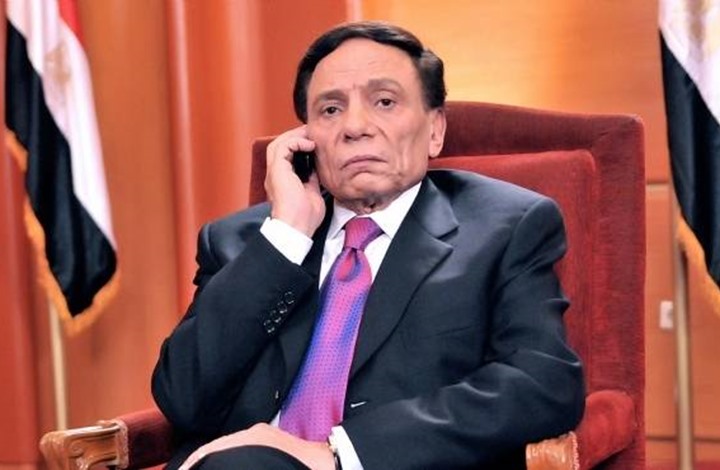 عادل إمام يعود إلى المسرح بعد انقطاع.. ما علاقة آل الشيخ؟