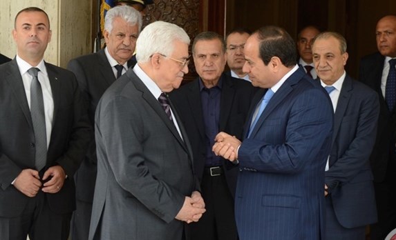 "أبو مازن" في زيارة رسمية لمصر