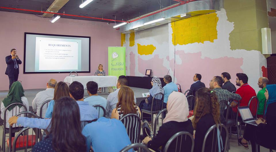 ندوة تستعرض برنامج ماجستير (EMBA) بجامعة بيرزيت في الـ "كيو سنتر"