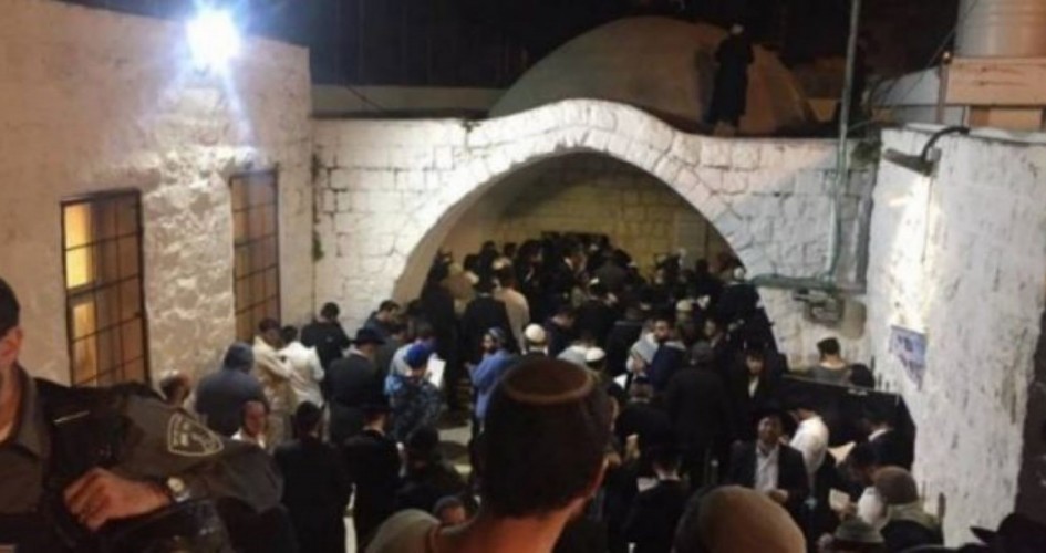 ضابط إسرائيلي يهدد بإعادة احتلال قبر يوسف وسط نابلس
