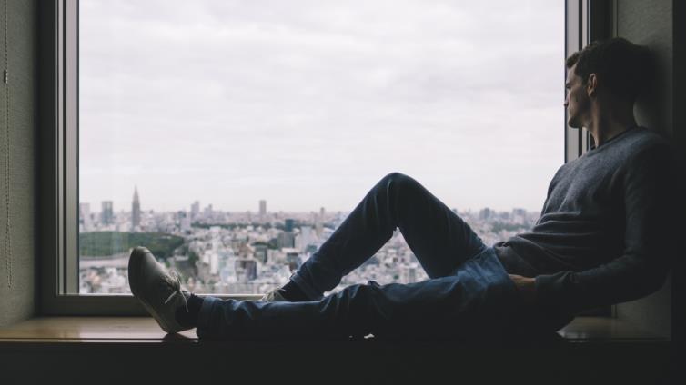 ما علاقة الجينات بشعور الوحدة؟
