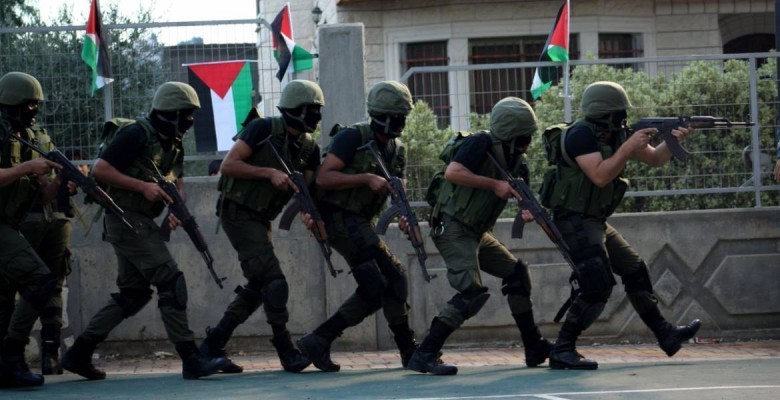 "يديعوت": لماذا اخترقت حماس أجهزة السلطة في الضفة