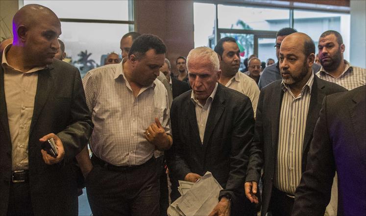 صحيفة: ترتيبات لعقد «لقاء ثنائي» بين فتح وحماس