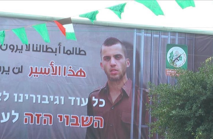 كاتب إسرائيلي: الحصار لن يعيد جنودنا الأسرى لدى حماس