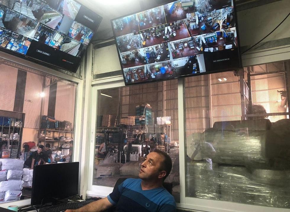 تجربة جديدة تسمح بتسريع التصدير على المعابر الإسرائيلية