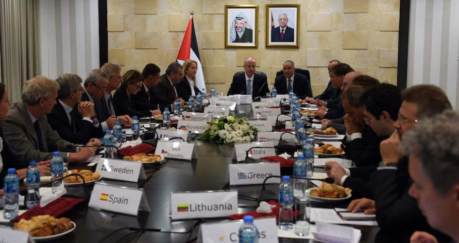 الحمد الله يطالب بتمكين الفلسطينيين من الاستثمار في الضفة المحتلة