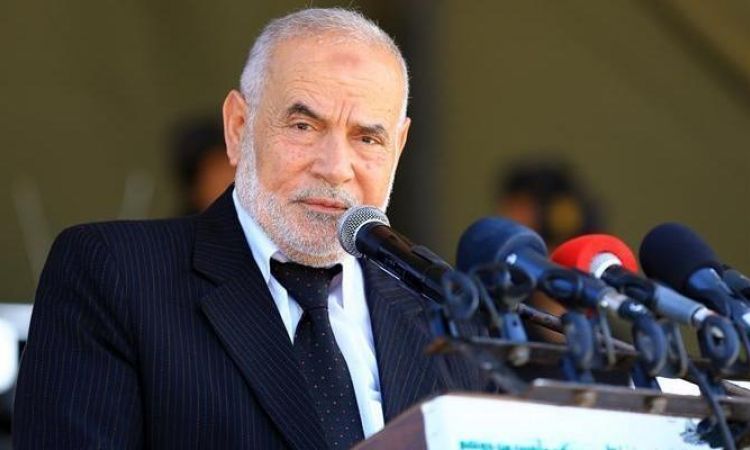 الرئيس عباس مغتصب للسلطة و