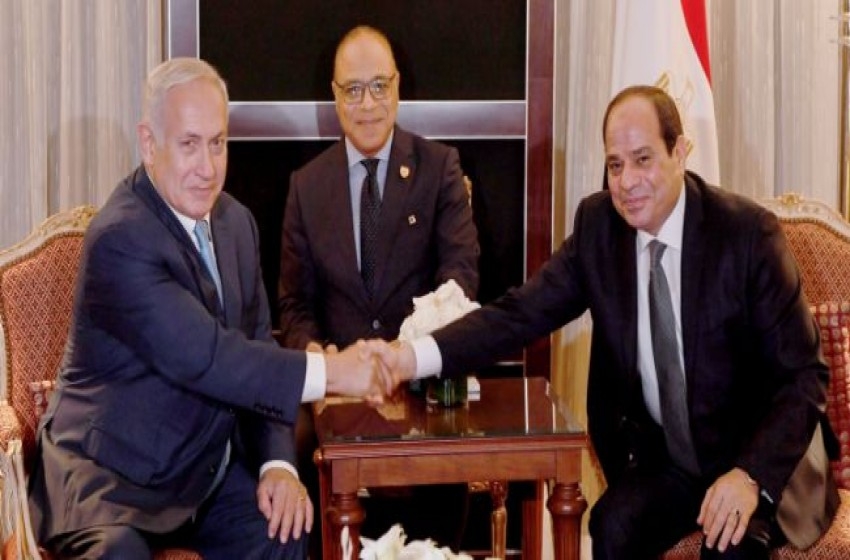 "الموساد" يهدد بكشف رجل نتنياهو السري في الدول العربية