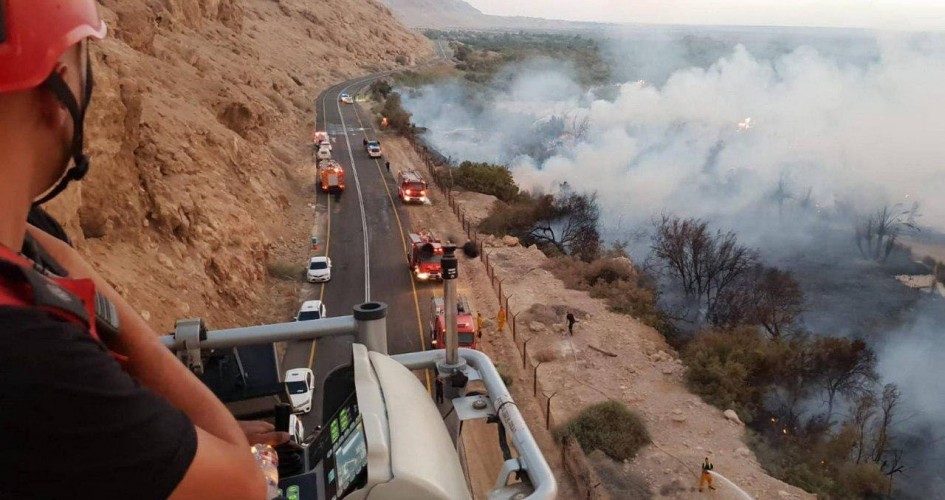 7 حرائق بمستوطنات غلاف غزة بفعل بالونات حارقة