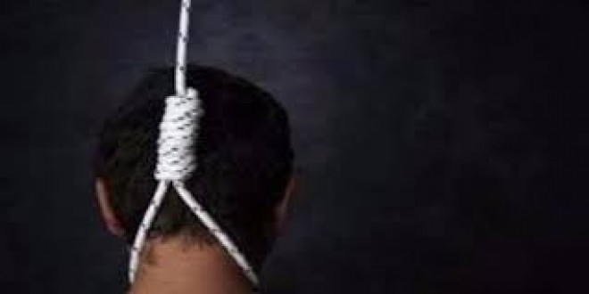 العثور على جثة شاب مشنوقا داخل منزله