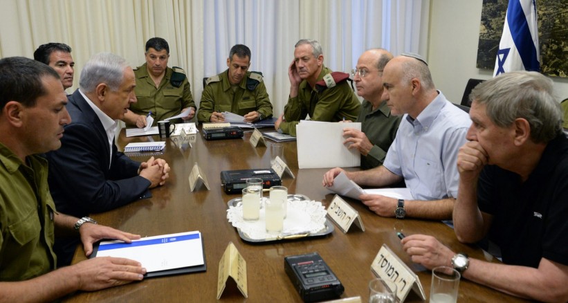 ليبرمان يعقد جلسة تقييم للوضع على حدود قطاع غزة... والاحتلال يجمع عل التصعيد