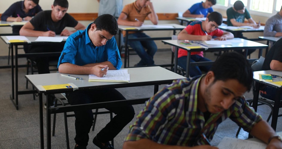 76 الف طالب فلسطيني يتوجهون لامتحان الثانوية العامة