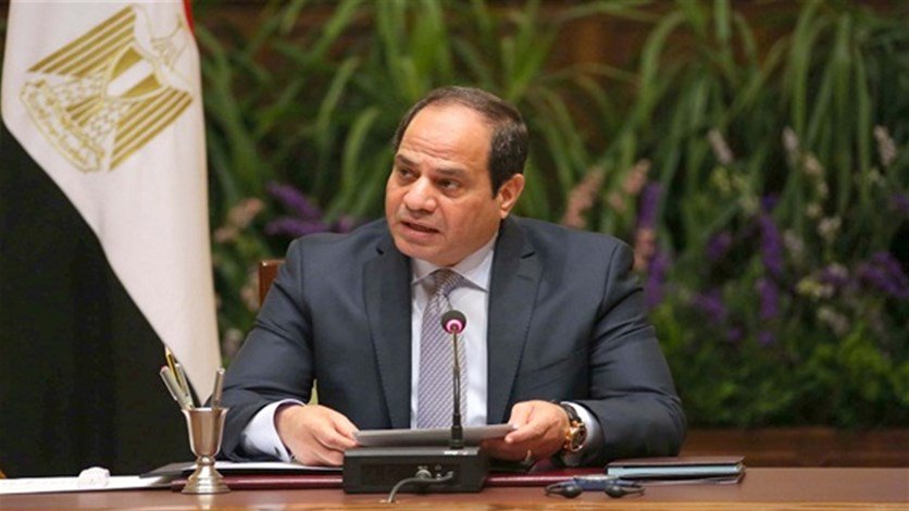 السيسي يصدر قانوناً مثيراً للجدل حول “جرائم المعلومات”
