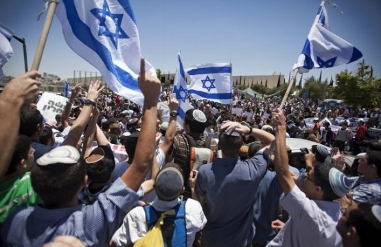 مستوطنو "غلاف غزة" يتظاهرون ضد الكنيست