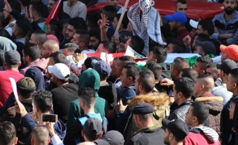 غزة تستقبل أول يوم رمضان بتشييع جثامين شهدائها