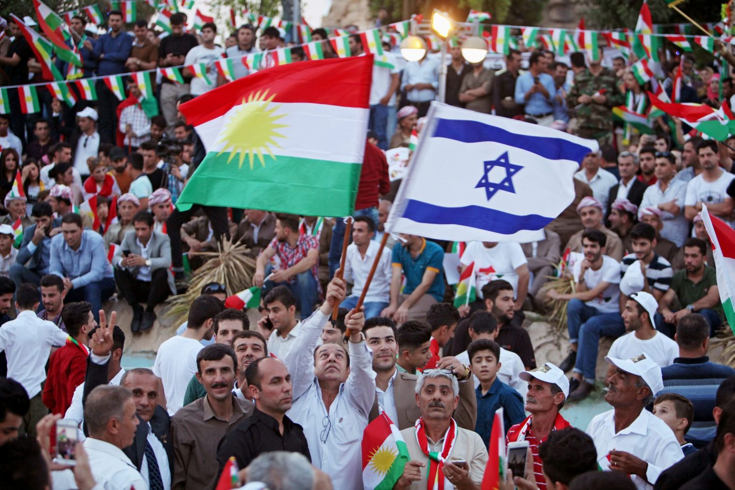 لماذا يشجع الإسرائيليون إيران والمغرب في المونديال؟