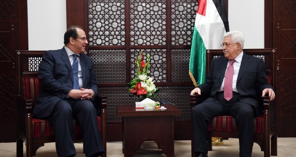 عباس أبلغ السيسي بحل مشكلة موظفي حماس بغزة بشرط