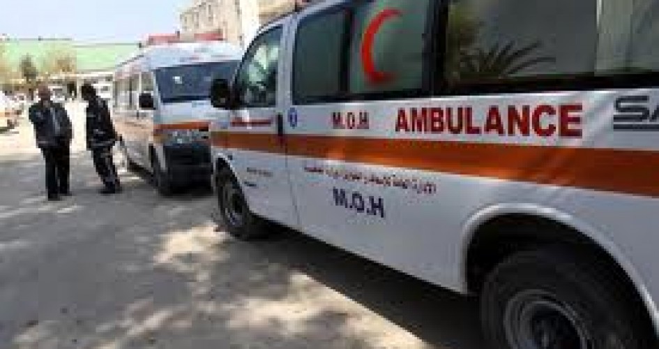 إصابات ..انقلاب حافلة على طريق الخان الأحمر
