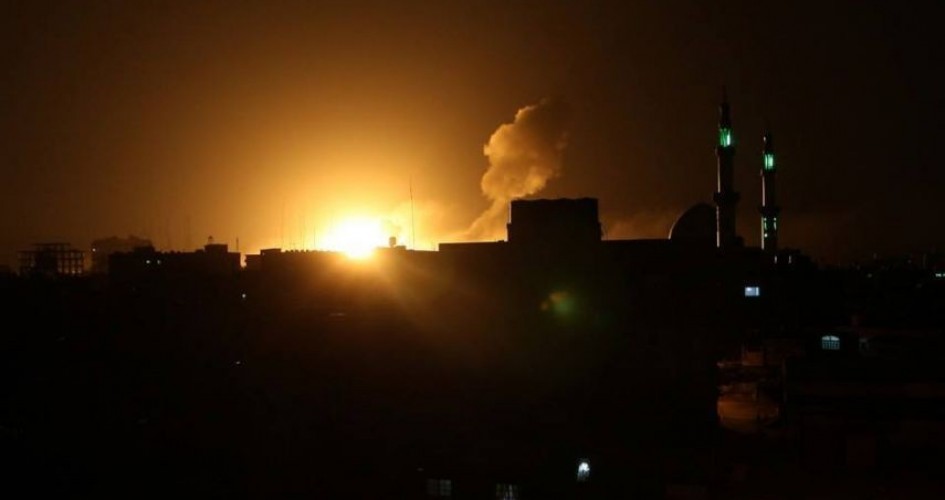 طائرات الاحتلال تقصف عدة اهداف في قطاع غزة