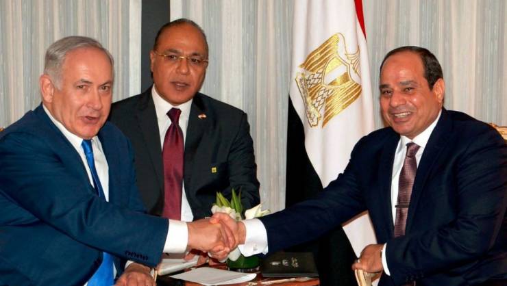 نتنياهو يشارك في احتفالات يوم الاستقلال المصري