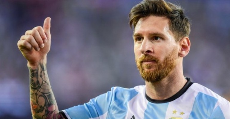 مدرب الأرجنتين: ميسي هو من سيحدد شريكه في الخط الهجومي خلال المونديال