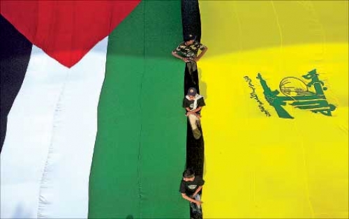 حزب الله يتوسط لحل الخلافات بين فتح وحماس