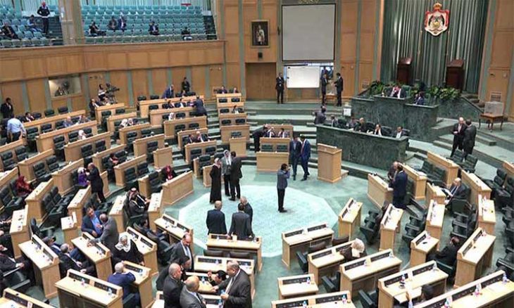 “مغامرة” البحر الميت بعد 21 جثة: برلمان الاردن يحصّن وزيرين من المساءلة القانونية