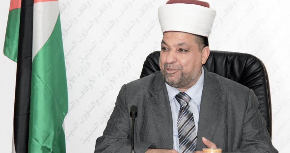 ادعيس: قرار إغلاق المسجد الابراهيمي تدفع المنطقة لحرب دينية