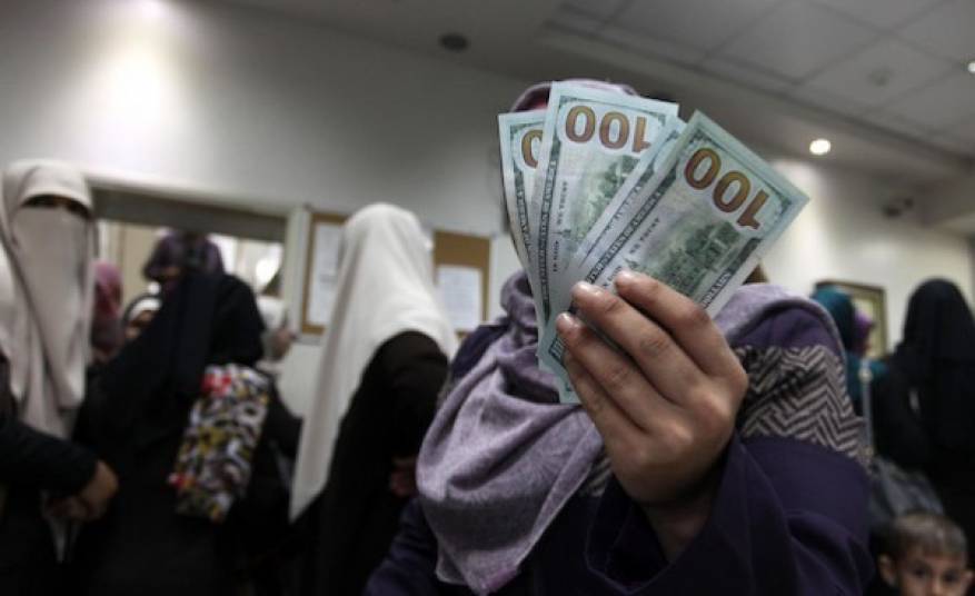 التفاهمات في وضع حرج بعد رفض "إسرائيل" إدخال الأموال القطرية