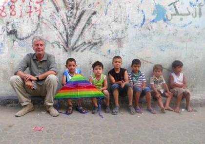 انتحار النجم العالمي " أنتوني بوردين " صديق أطفال غزة