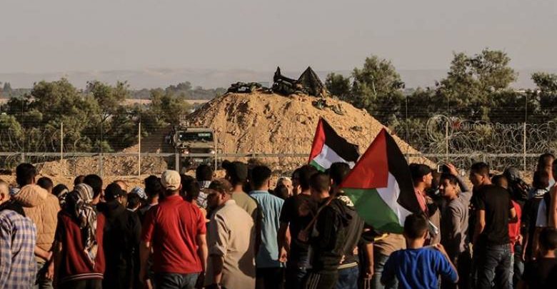 استعدادات في غزة للمشاركة في جمعة "الأرض مش للبيع"