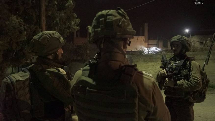 اعتقال 19 مواطنا بالضفة من بينهم أم شهيد وزوجة أسير