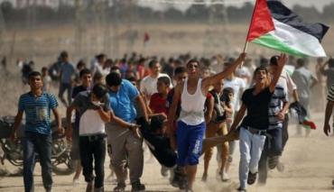 شهيد ومئات الاصابات في المواجهات المشتعلة في المدن الفلسطينة