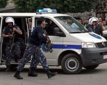 الشرطة تقبض على شخصين بحوزتهما مواد مخدرة في ضواحي القدس