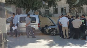 بالصور: إصابة ستة مواطنين بحادث سير 