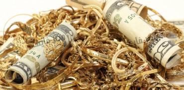 ارتفاع الذهب مقابل انخفاض الدولار