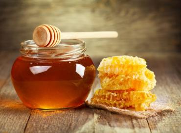 هل يعالج العسل مرضى السكري؟ %D9%A0%D9%A0_741