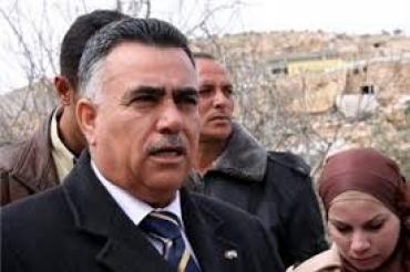 الحكومة تأسف لمنع وزير الحكم المحلي من دخول مقر الوزارة في غزة