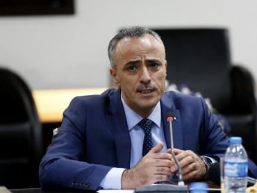 وزير العدل: ولاية الرئيس مستمرة بموجب القانون الأساسي والحكومة حصلت على ثقة الرئيس