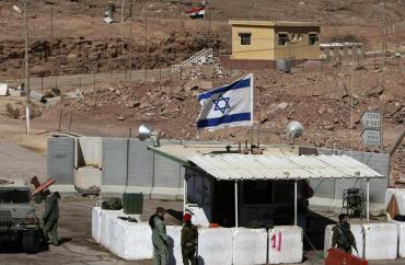 هآرتس: مصر على علم مسبق بتدمير إسرائيل لنفق كرم أبو سالم