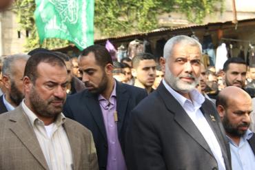 وفد برئاسة هنية يضم "حماد والحية ومشتهي" يغادر للقاهرة