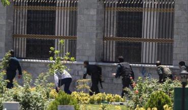 مسؤول إيراني يكشف جنسية منفذي هجومي طهران